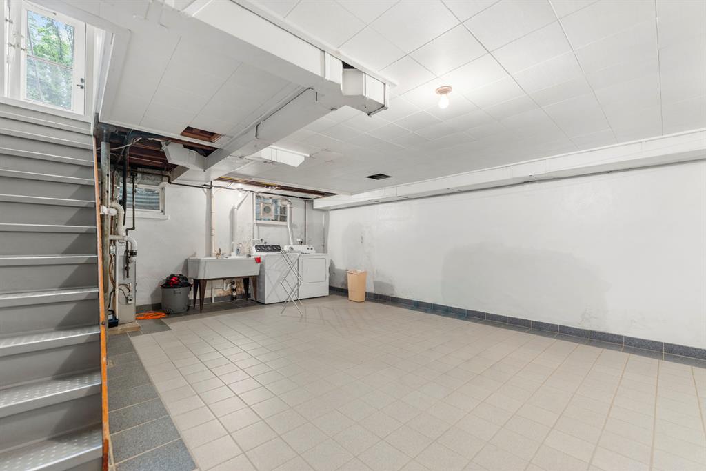 927 McNeilly Road Pittsburgh, PA 15226 - Photo 22 of 36 Gallery Image 22