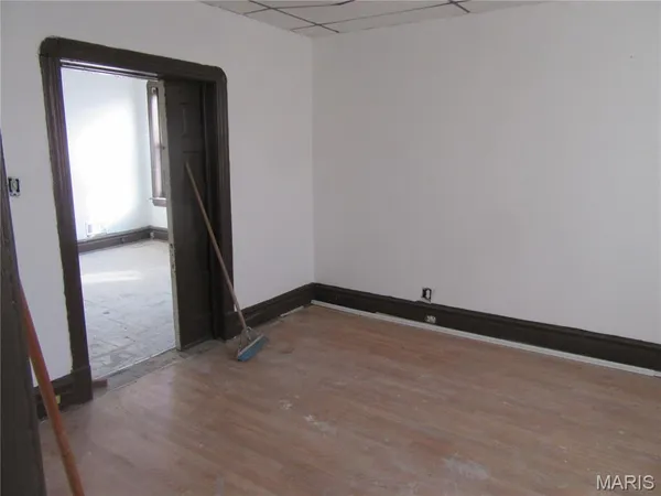 $37,500 | 1120 Clara Avenue, St. Louis, MO 63112