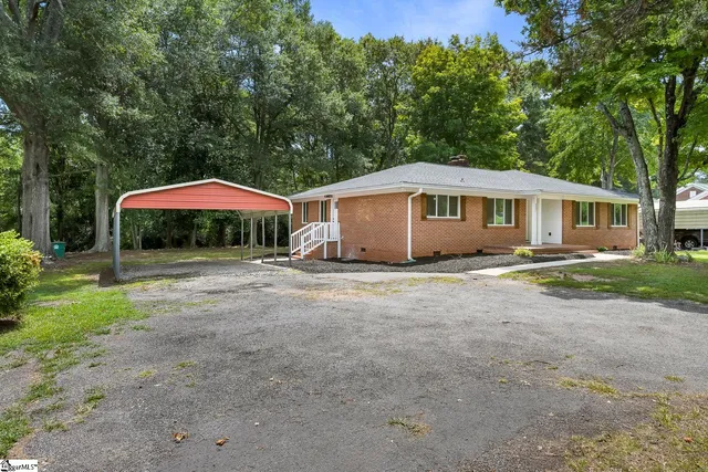 $329,900 | 227 Belton Drive, Williamston, SC 29697