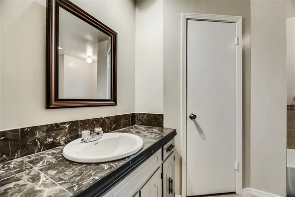 $2,225 | 8113 Starnes Road, North Richland Hills, TX 76182