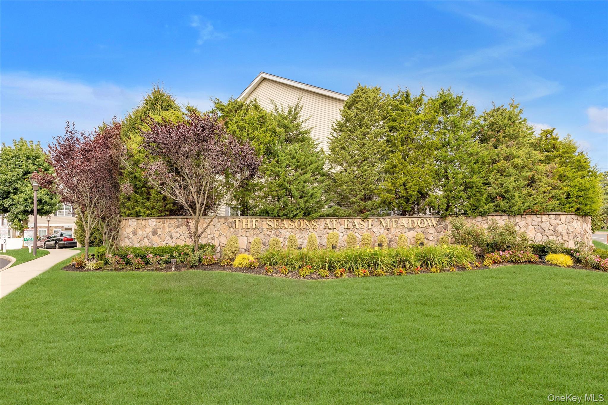 286 Spring Drive, Unit 286 East Meadow, NY 11554 - Photo 27 of 27 a view of green field