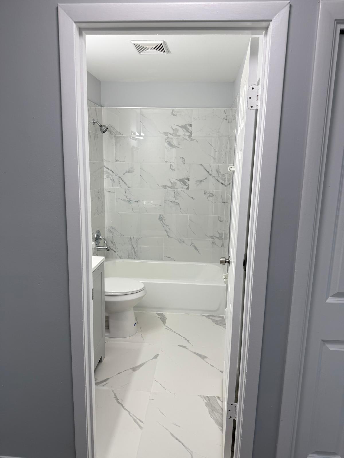 622 South 11th Street, Unit 7 Fort Pierce, FL 34950 - Photo 20 of 42 IMG-20251006-WA0018