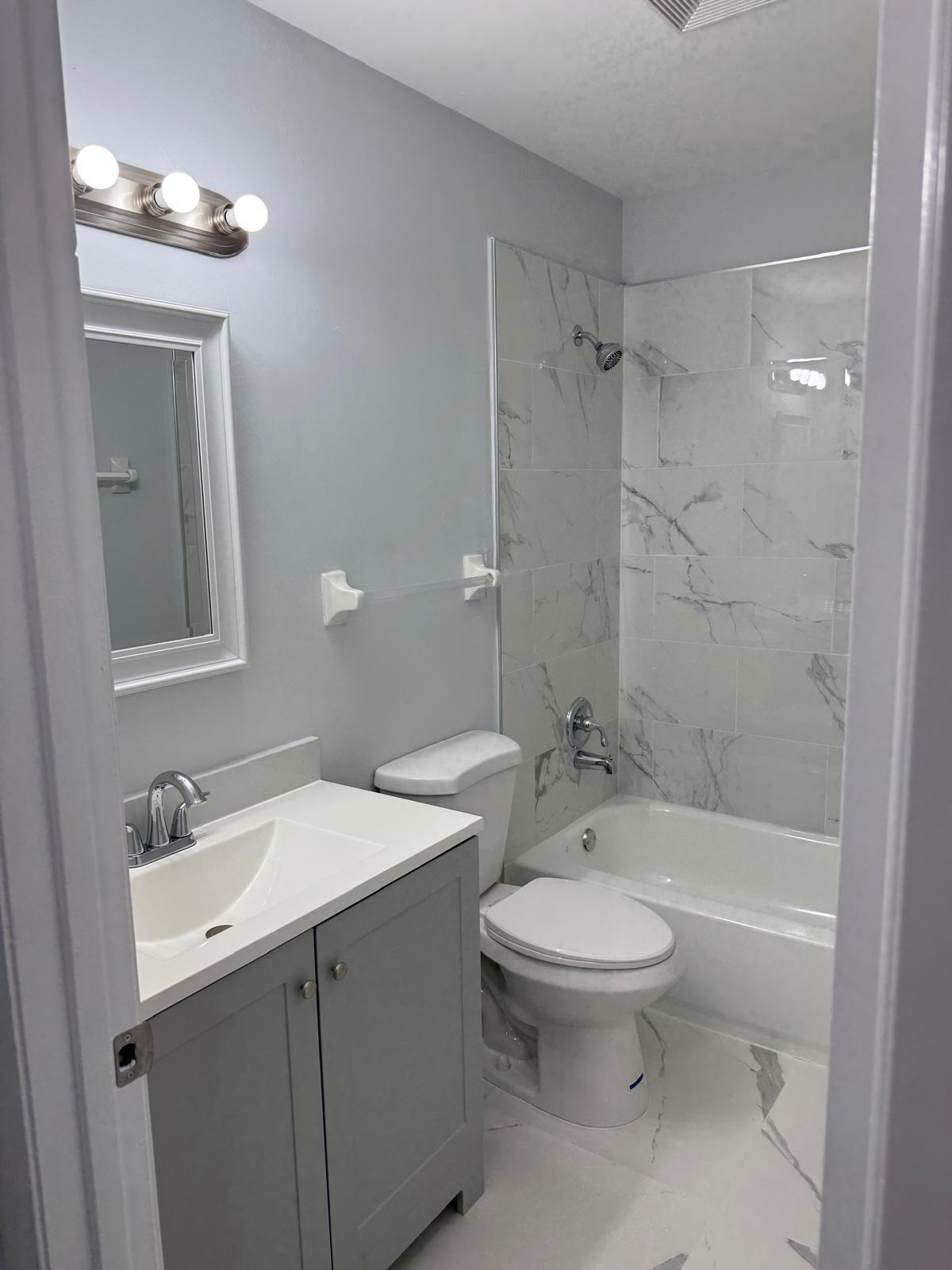 622 South 11th Street, Unit 7 Fort Pierce, FL 34950 - Photo 21 of 42 IMG-20251006-WA0019