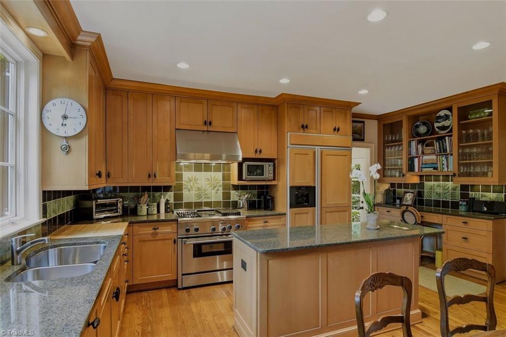 2004 Reynolda Road Winston-Salem, NC 27106 - Photo 16 of 35 Gallery Image 16