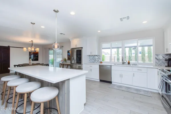 $1,050,000 | 5541 East Cheery Lynn Road, Phoenix, AZ 85018