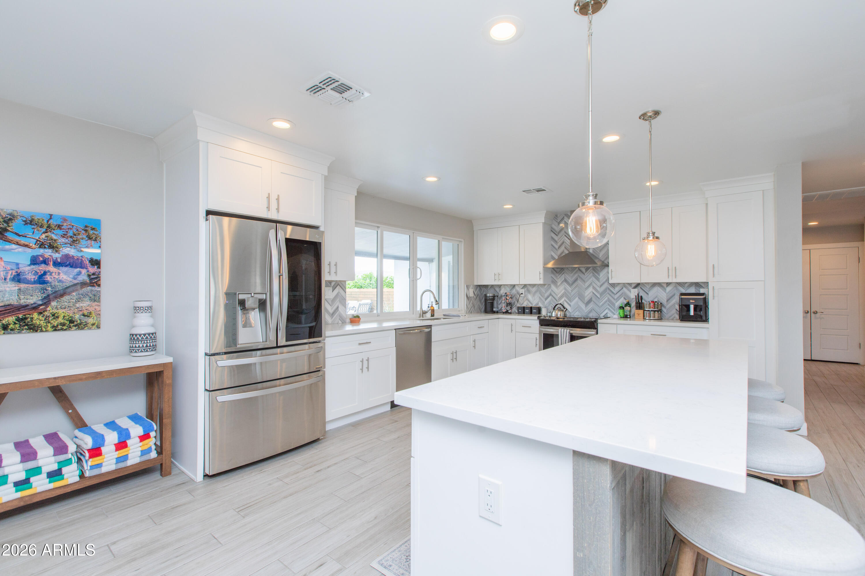 5541 East Cheery Lynn Road Phoenix, AZ 85018 - Photo 22 of 69 Kitchen-7