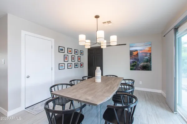 $1,050,000 | 5541 East Cheery Lynn Road, Phoenix, AZ 85018