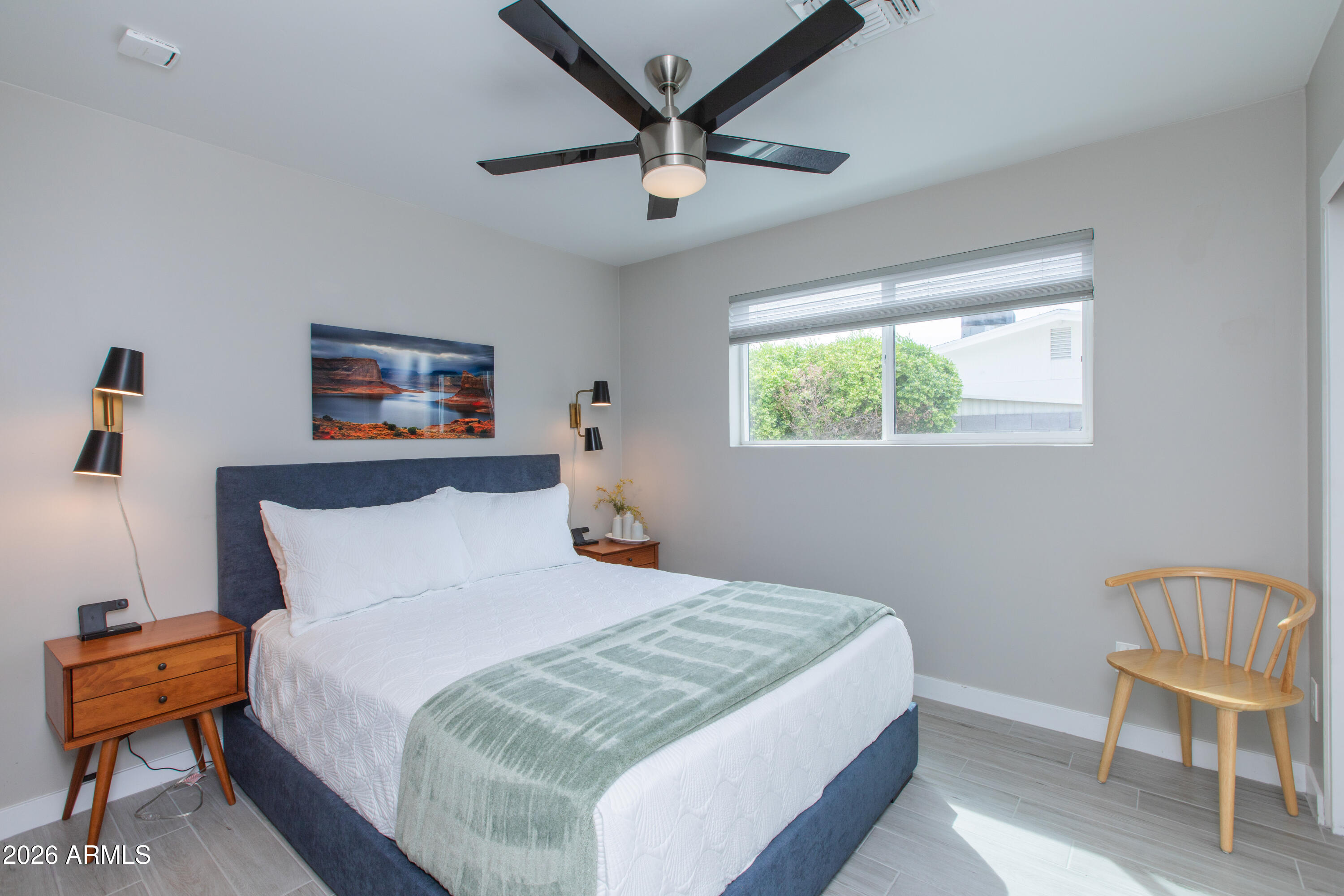 5541 East Cheery Lynn Road Phoenix, AZ 85018 - Photo 39 of 69 Bedroom(3)-1