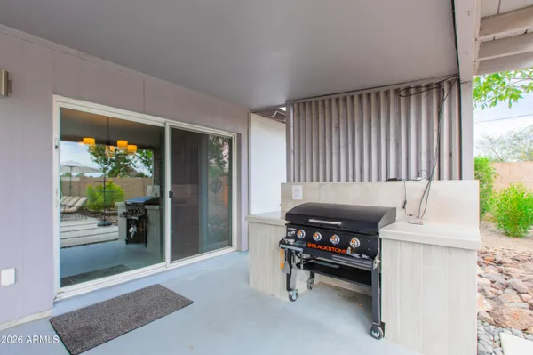 $1,050,000 | 5541 East Cheery Lynn Road, Phoenix, AZ 85018