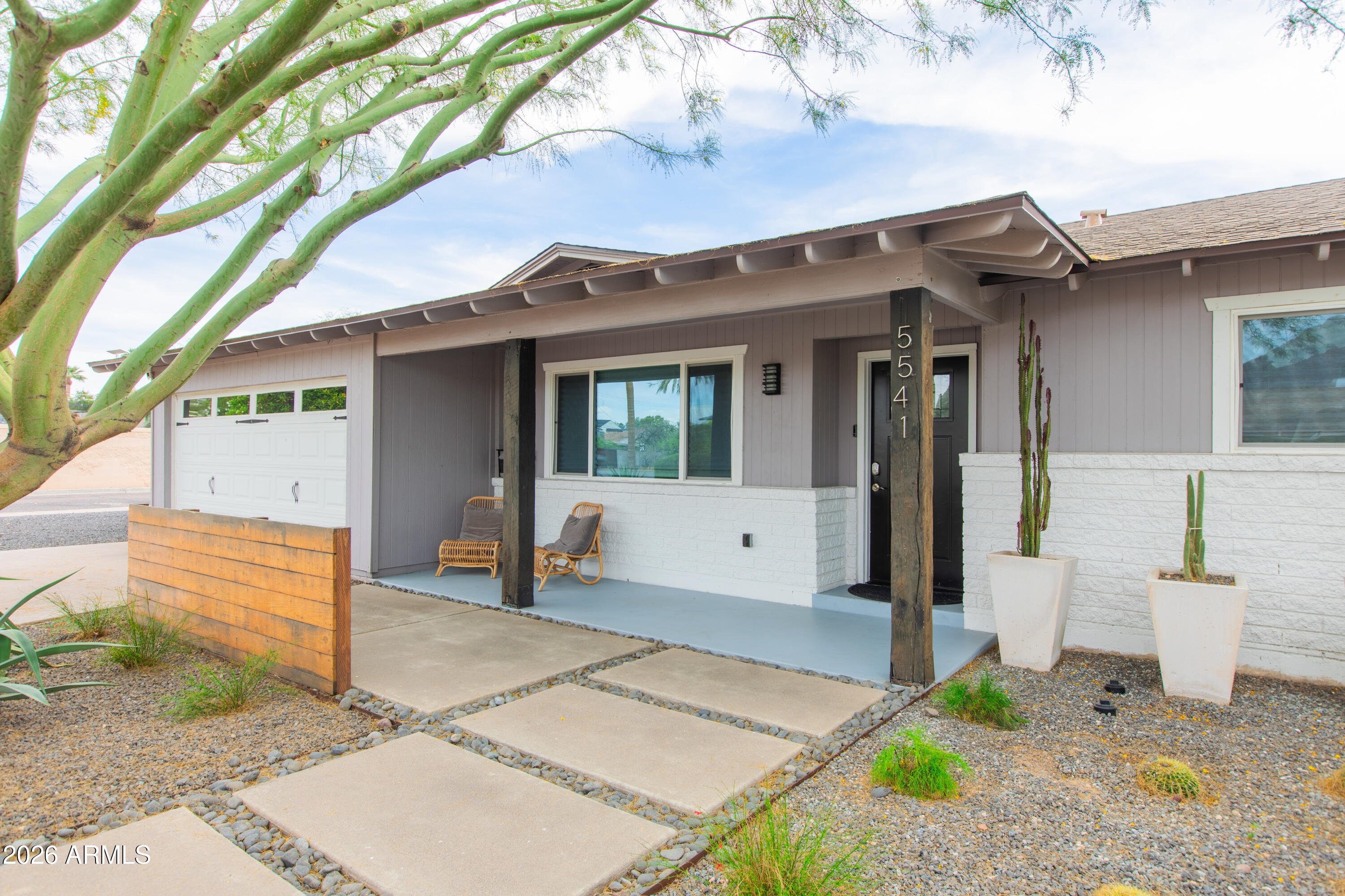 5541 East Cheery Lynn Road Phoenix, AZ 85018 - Photo 8 of 69 Front-8