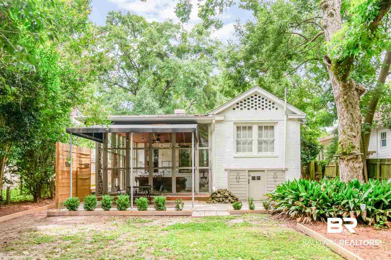12 South Street Mobile, AL 36606 - Photo 2 of 26