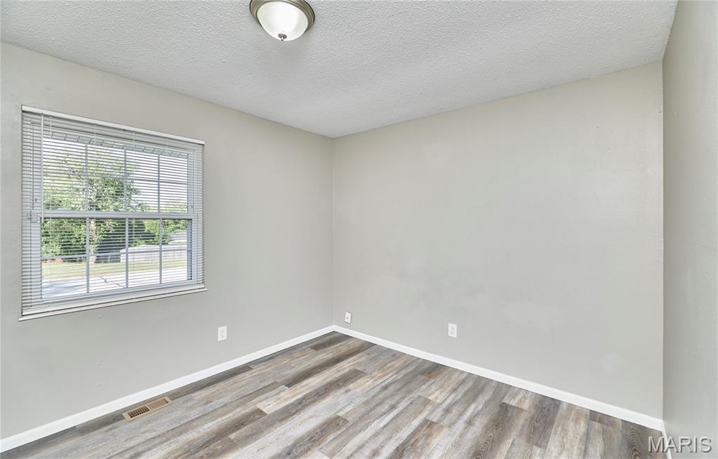 11742 Branridge Road Florissant, MO 63033 - Photo 16 of 25 Gallery Image 16