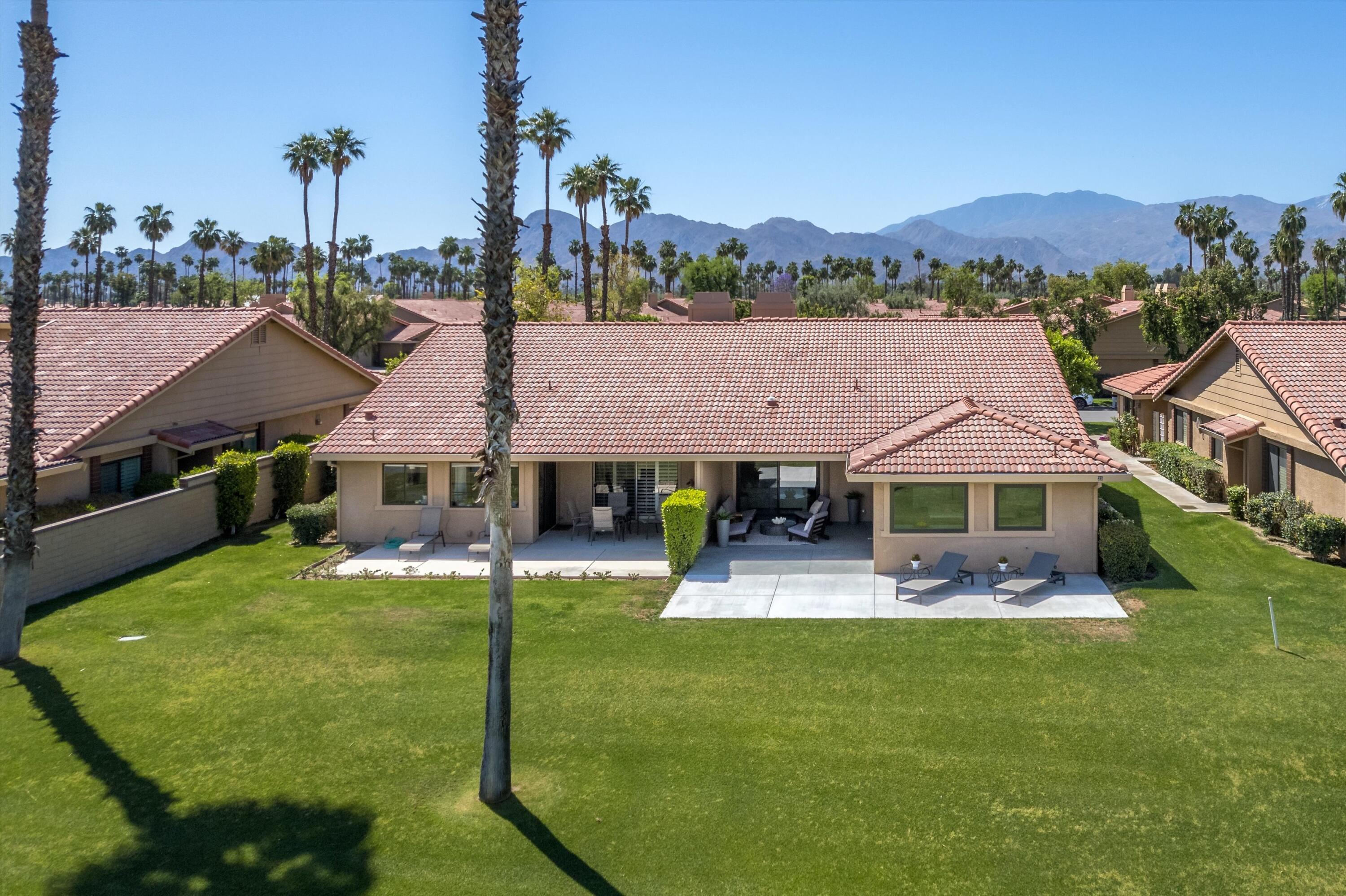 35 Maximo Way Palm Desert, CA 92260 - Photo 7 of 39 06-Photo-15