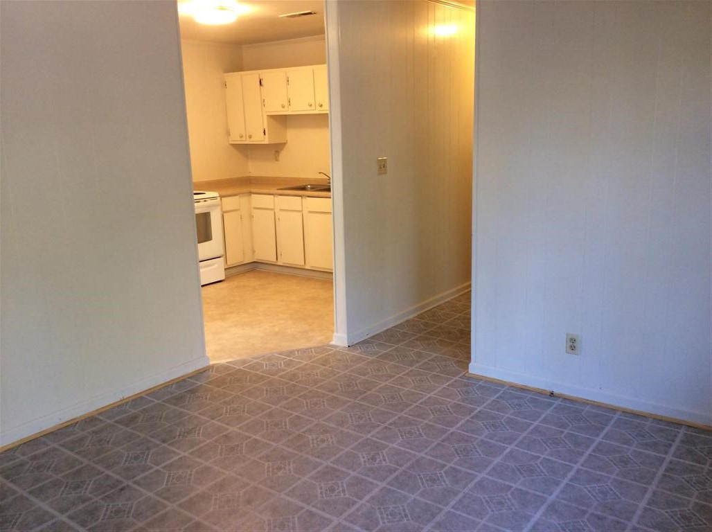 8153 Clyburn Road Hollywood, SC 29449 - Photo 4 of 15 004 (Medium)