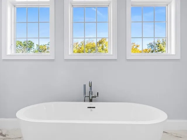 $2,550,000 | 37 Lincoln Street, Hopkinton, MA 01748