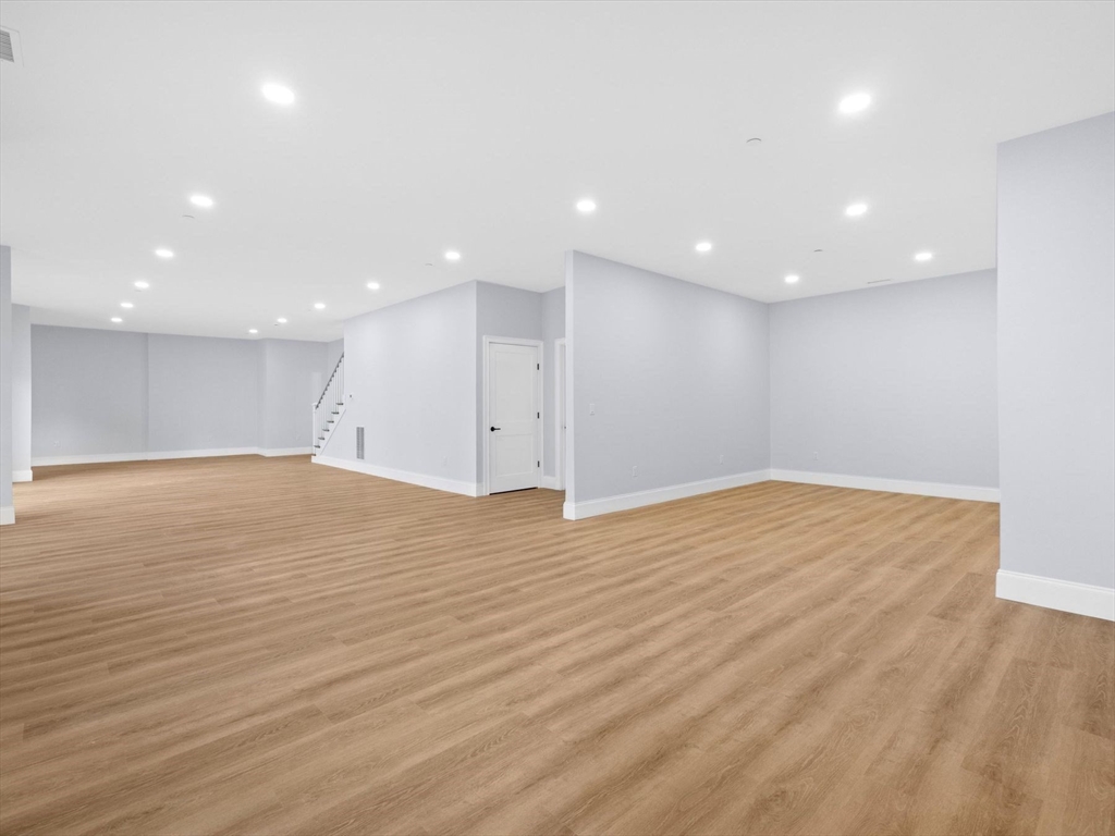 37 Lincoln Street Hopkinton, MA 01748 - Photo 38 of 42