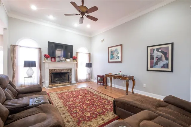 a view of a kitchen and dining room