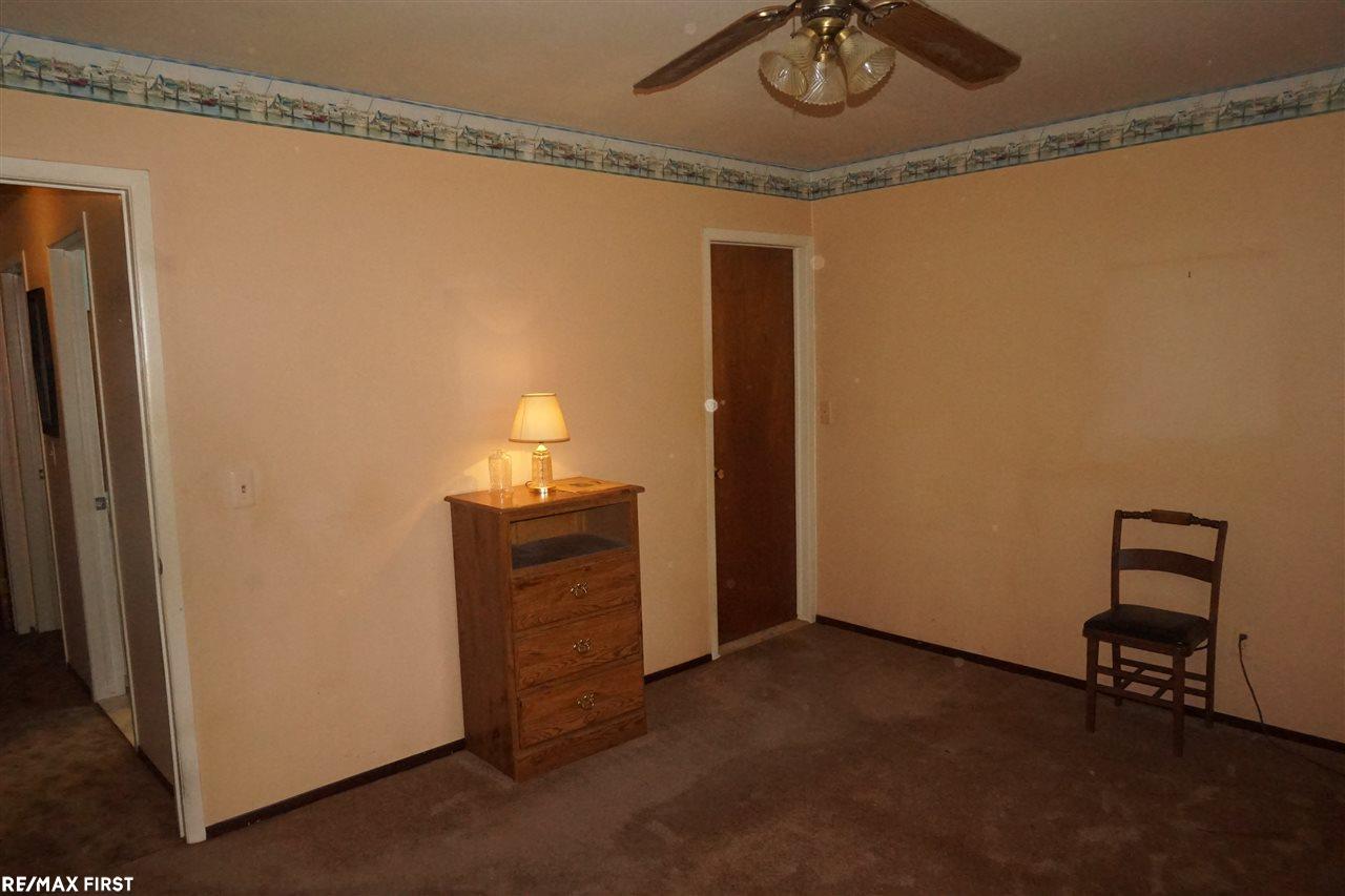 368 West Wattles Road Troy, MI 48098 - Photo 24 of 35 31297200-23.JPG