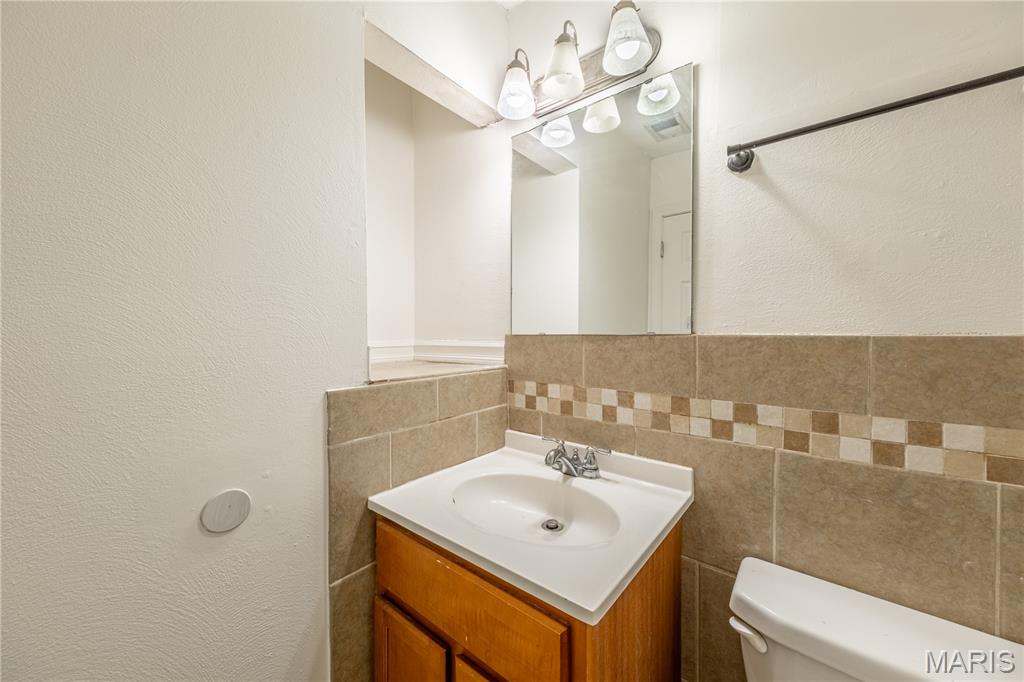 3025 Pembroke Lane, Unit 2 High Ridge, MO 63049 - Photo 12 of 26