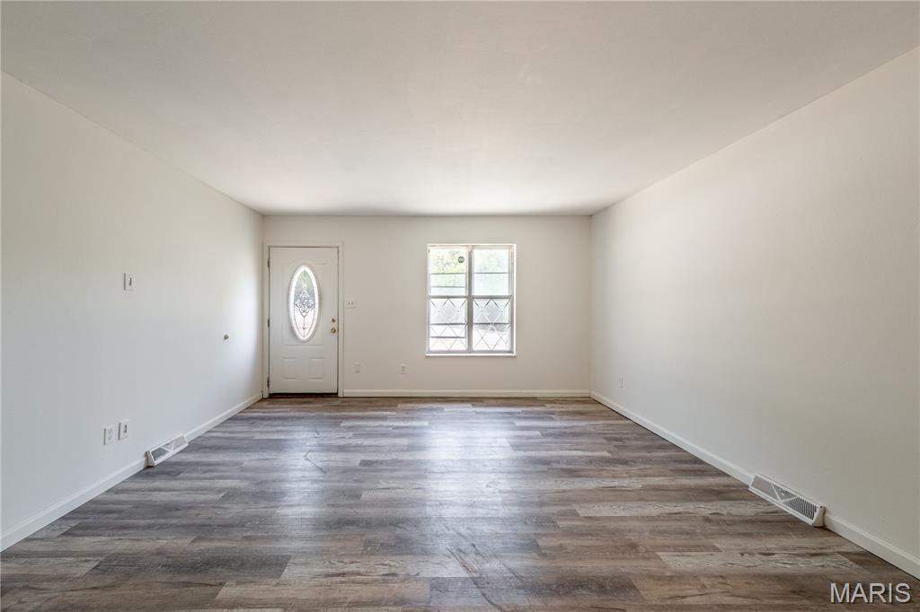 3025 Pembroke Lane, Unit 2 High Ridge, MO 63049 - Photo 4 of 26