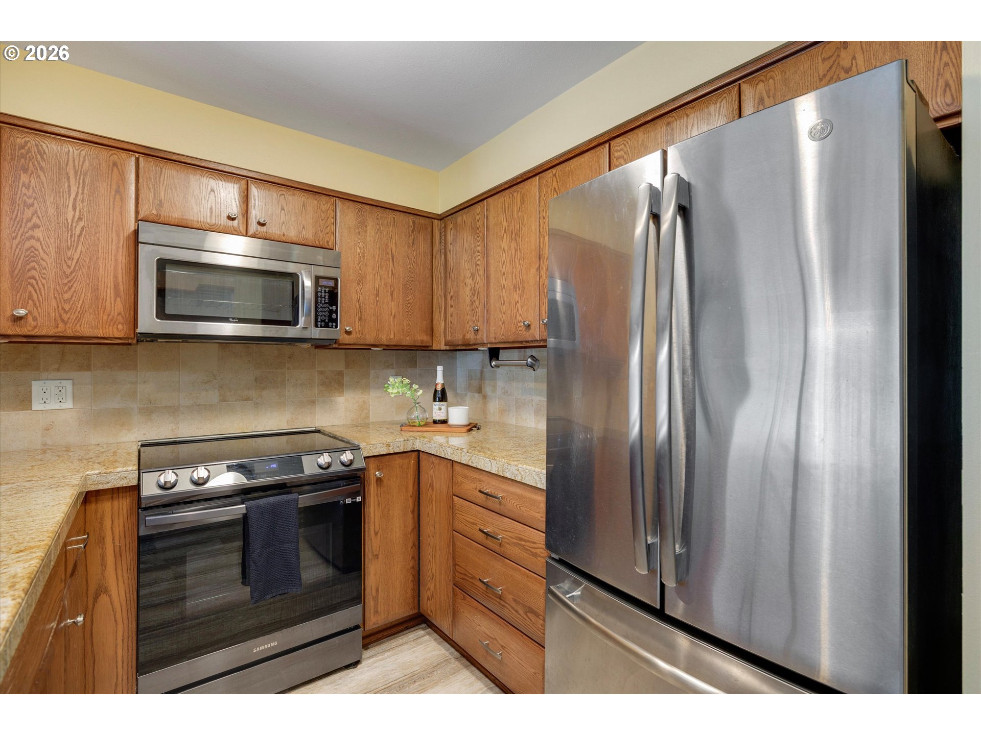 12980 Southwest 5th Street Beaverton, OR 97005 - Photo 22 of 48 Kitchen