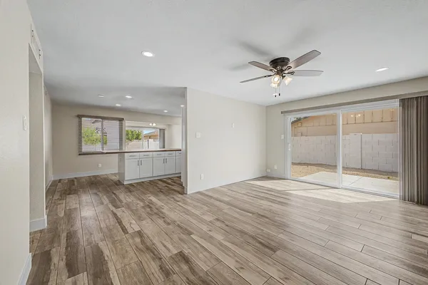 $2,450 | 710 East Bell De Mar Drive, Tempe, AZ 85283