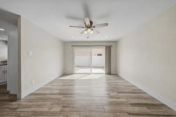 $2,450 | 710 East Bell De Mar Drive, Tempe, AZ 85283