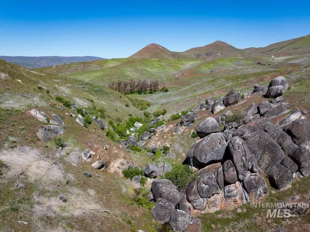 $1,700,000 | 277-acres 277-acres Timber Butte Road, Sweet, ID 83670