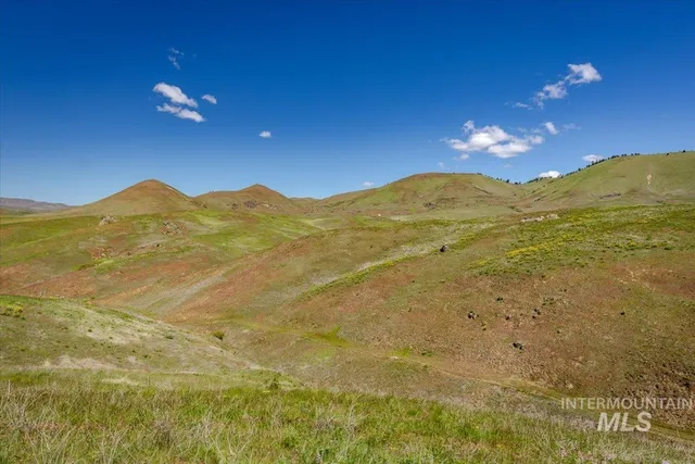 $1,700,000 | 277-acres 277-acres Timber Butte Road, Sweet, ID 83670