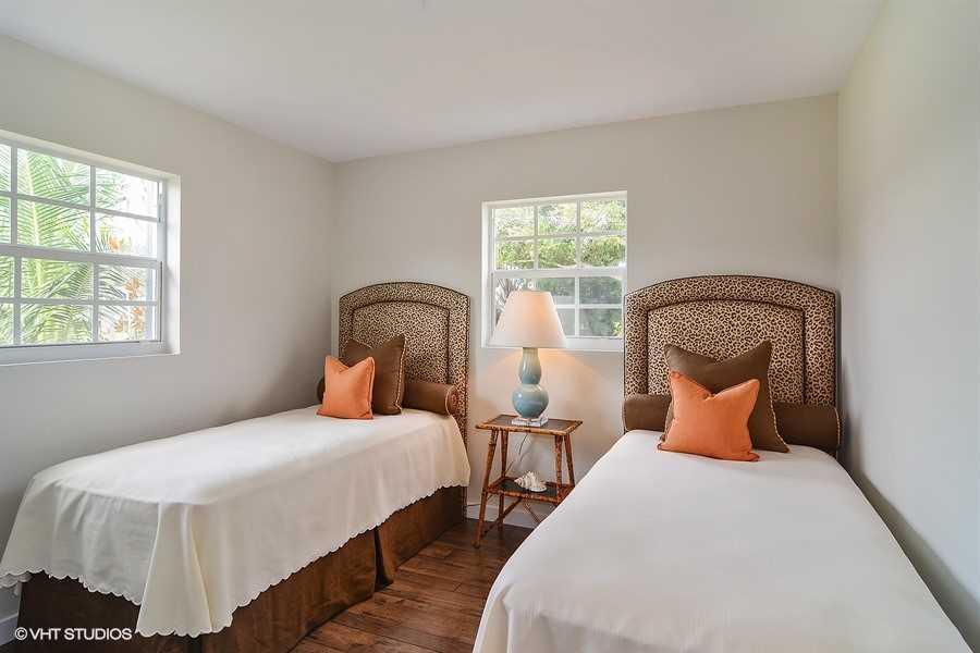 1299 Southwest Seahawk Way Palm City, FL 34990 - Photo 13 of 24 Guest Room