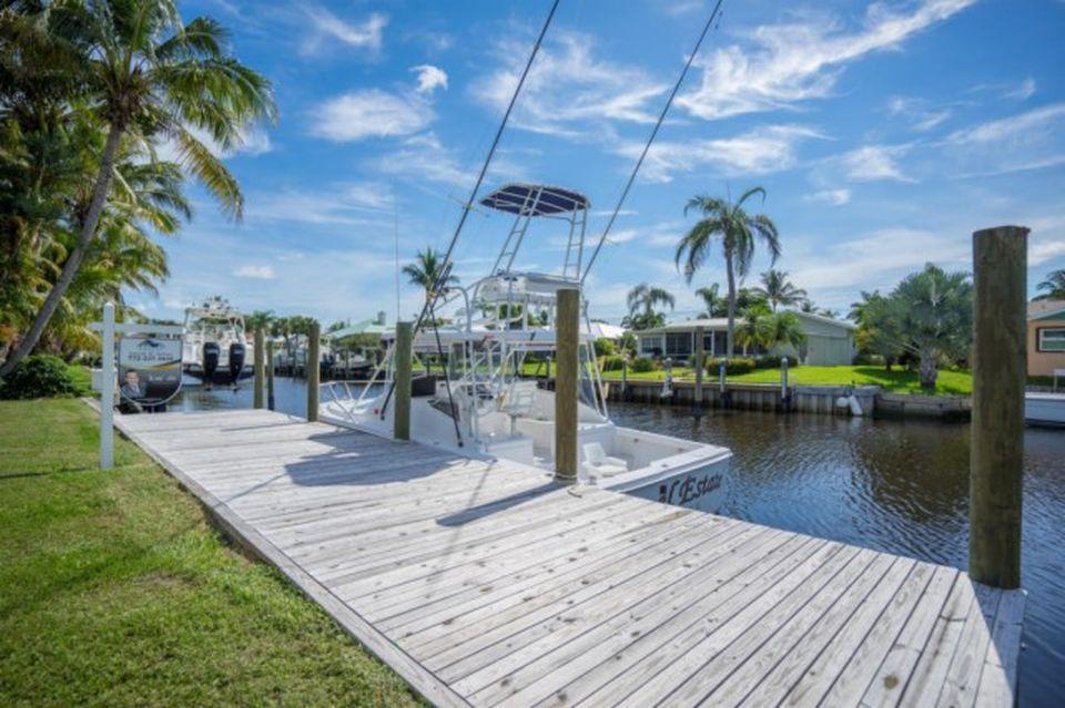 1299 Southwest Seahawk Way Palm City, FL 34990 - Photo 19 of 24 Boat