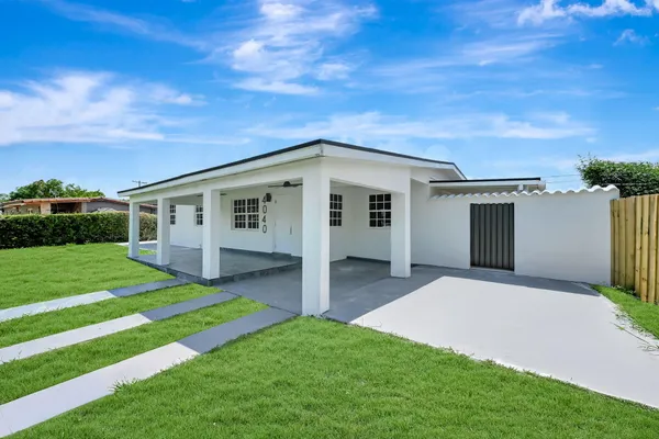 $799,000 | 4040 Southwest 108th Avenue, Miami, FL 33165