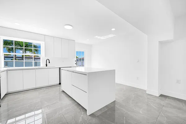 $799,000 | 4040 Southwest 108th Avenue, Miami, FL 33165