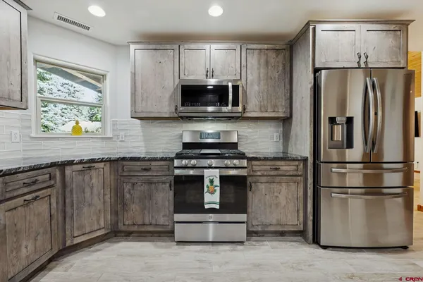 $999,900 | 830 Mushroom Lane, Bayfield, CO 81122