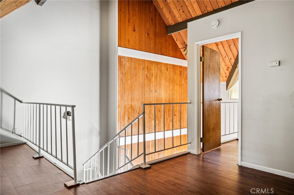 966 Willow Creek Road, Unit 9 Lake Arrowhead, CA 92352 - Photo 16 of 24 a view of a interior of the house