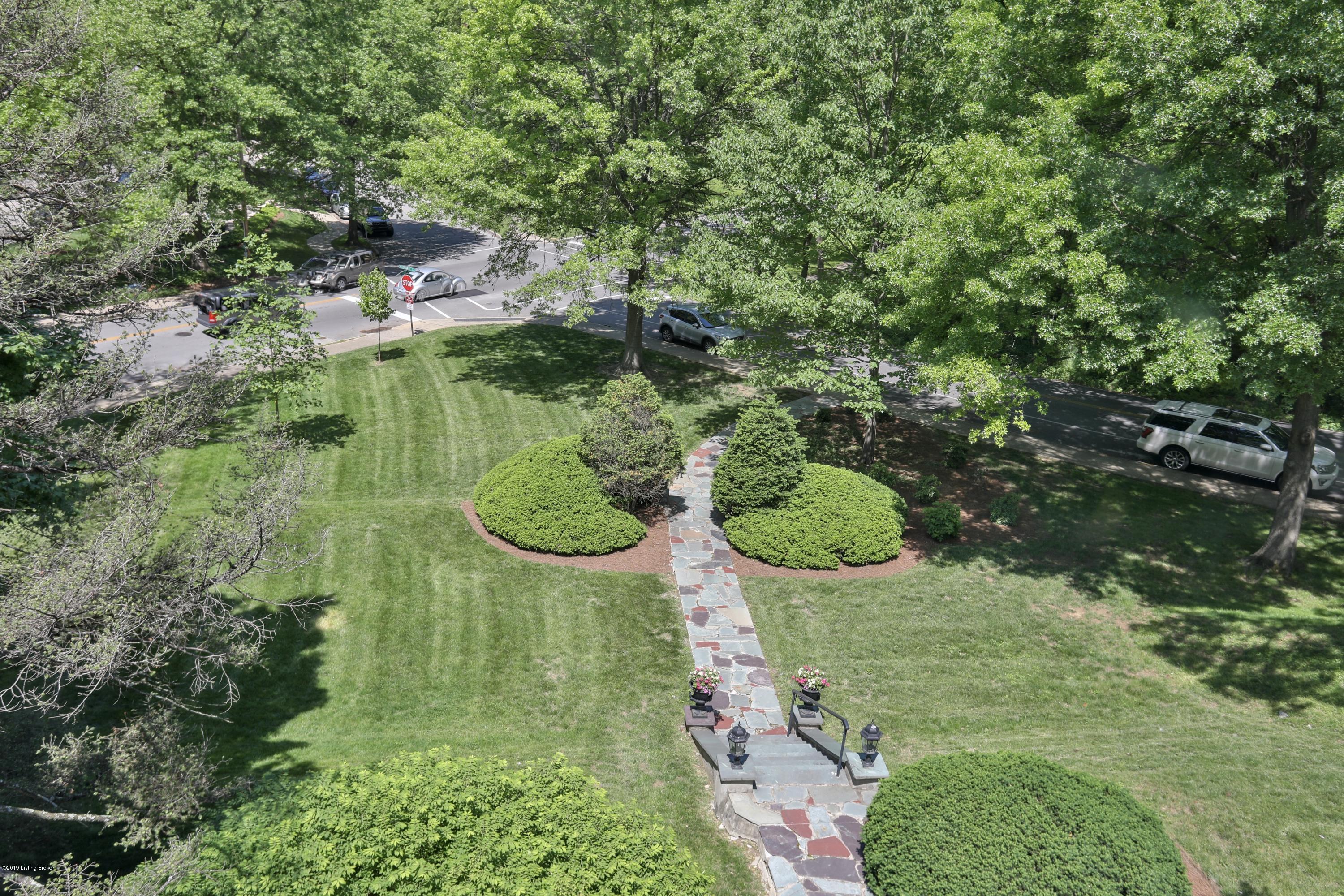 1418 Cherokee Road Louisville, KY 40204 - Photo 48 of 56 3rd floor view