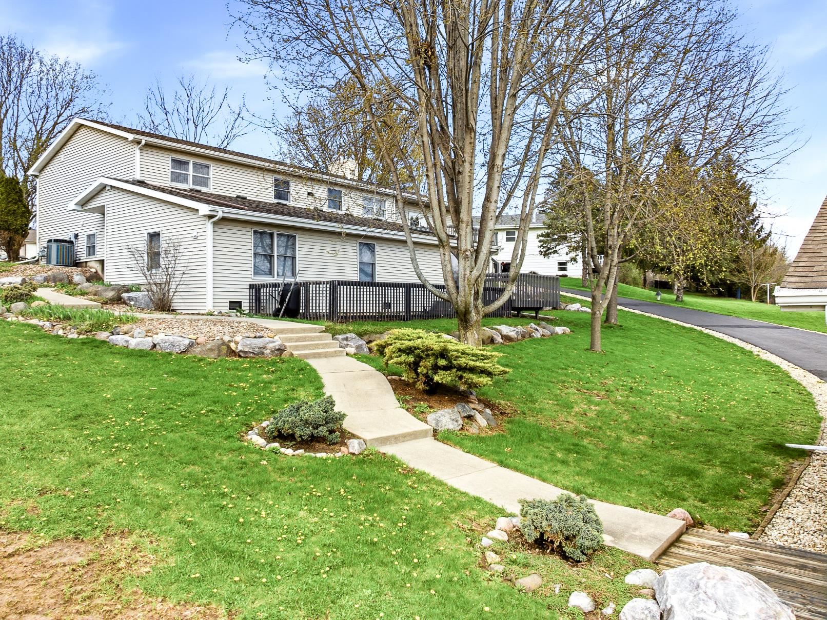 120 Beech Road Waterloo, WI 53594 - Photo 3 of 45