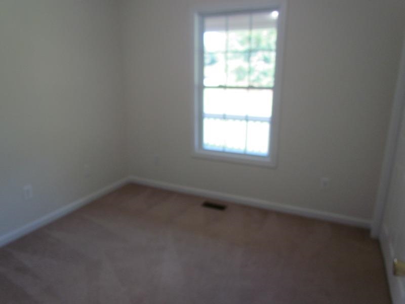 635 Wilkins Road Campobello, SC 29322 - Photo 15 of 25