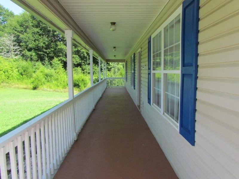 635 Wilkins Road Campobello, SC 29322 - Photo 20 of 25