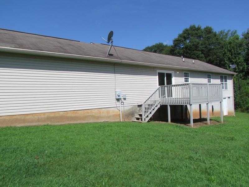 635 Wilkins Road Campobello, SC 29322 - Photo 23 of 25