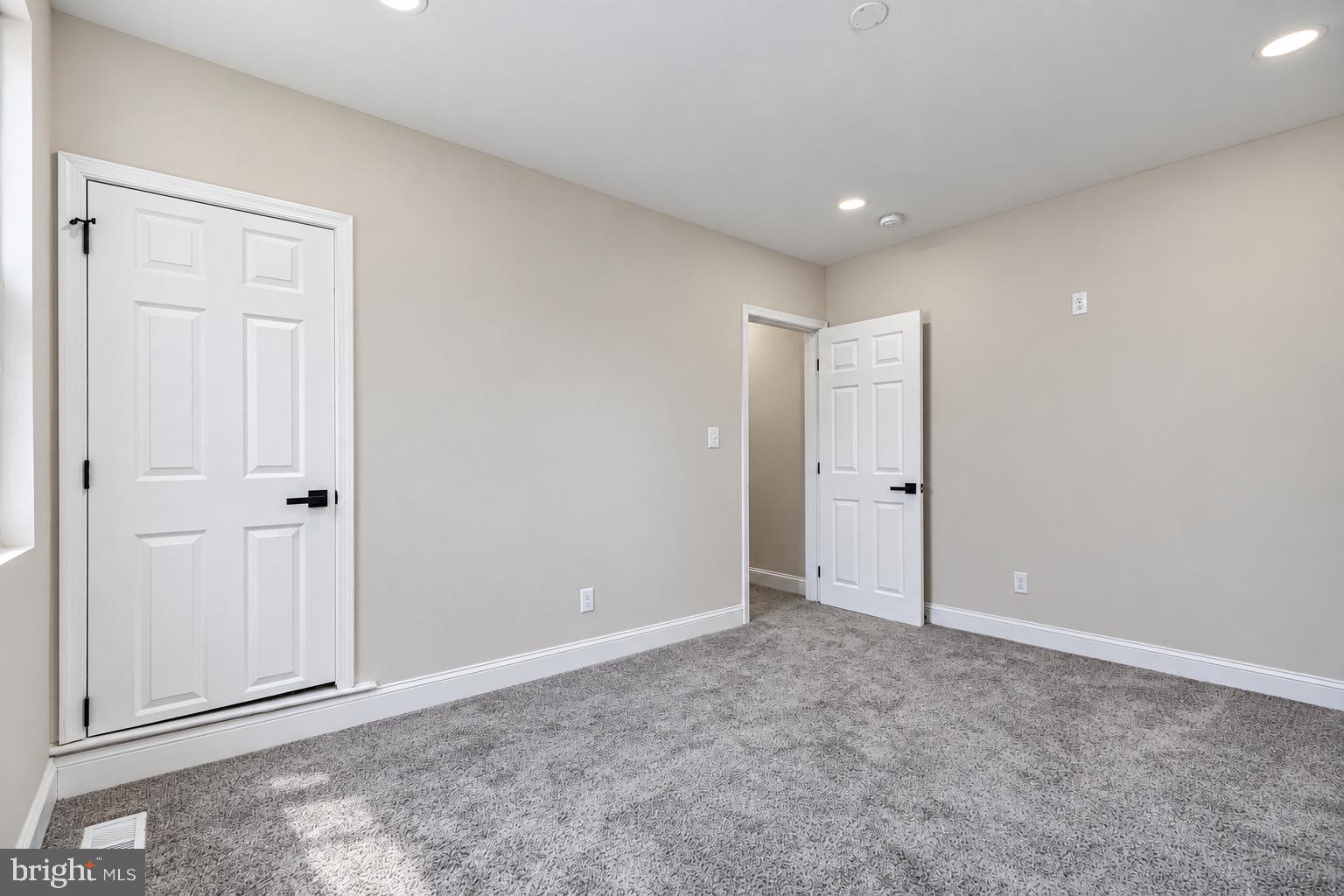 3407 Ellamont Road Baltimore, MD 21215 - Photo 21 of 31 Gallery Image 21