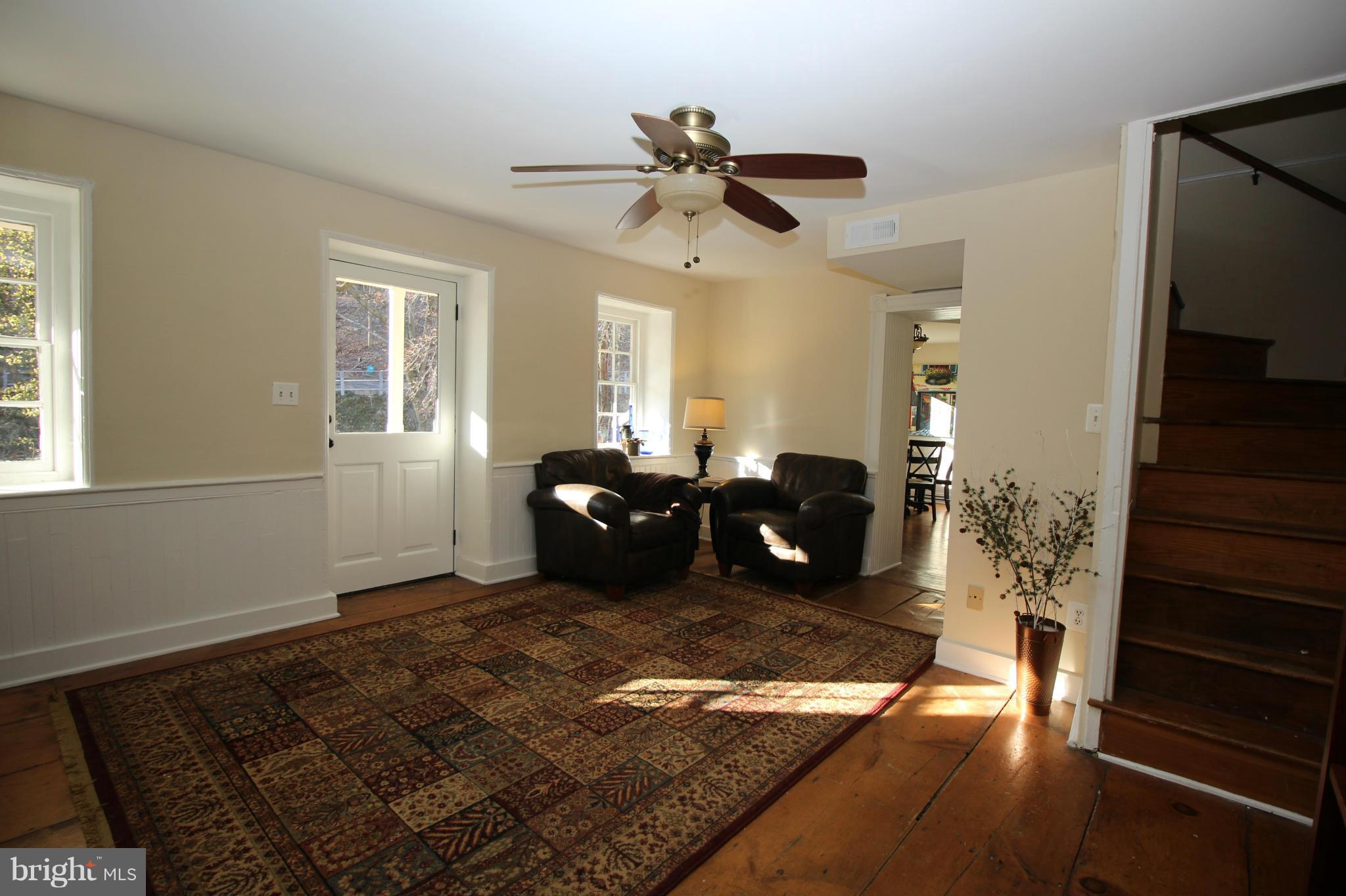 8454 Frederick Road Ellicott City, MD 21043 - Photo 8 of 22 Living Room