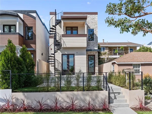 $2,899,000 | 417 Standard Street, El Segundo, CA 90245