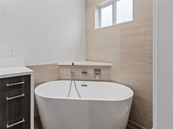 $2,899,000 | 417 Standard Street, El Segundo, CA 90245