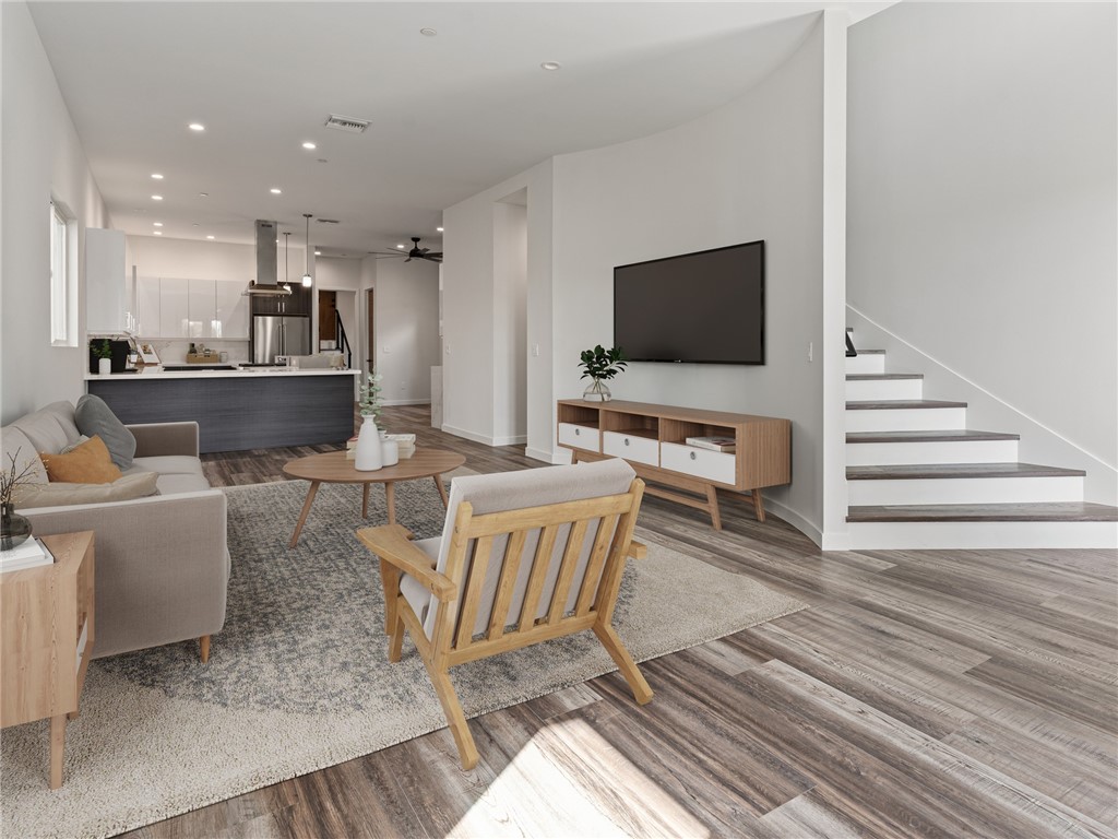 417 Standard Street El Segundo, CA 90245 - Photo 2 of 31 Virtually Staged