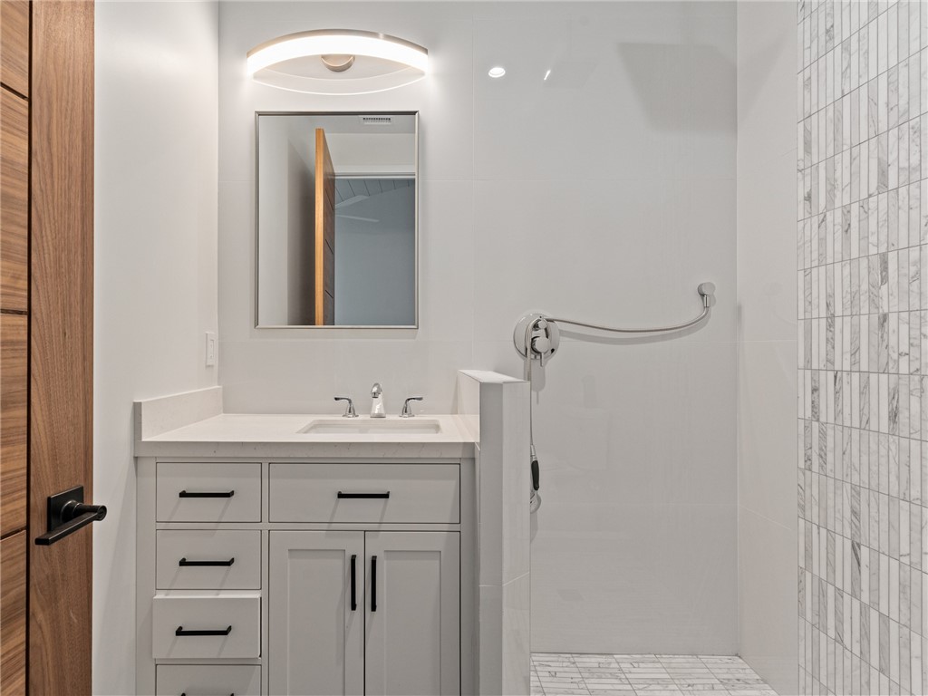 417 Standard Street El Segundo, CA 90245 - Photo 22 of 31