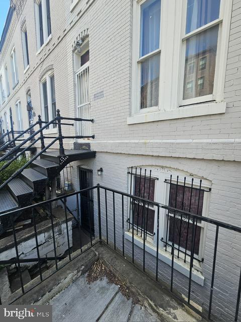 1746 V Street Northwest Washington, DC 20009 - Photo 3 of 3