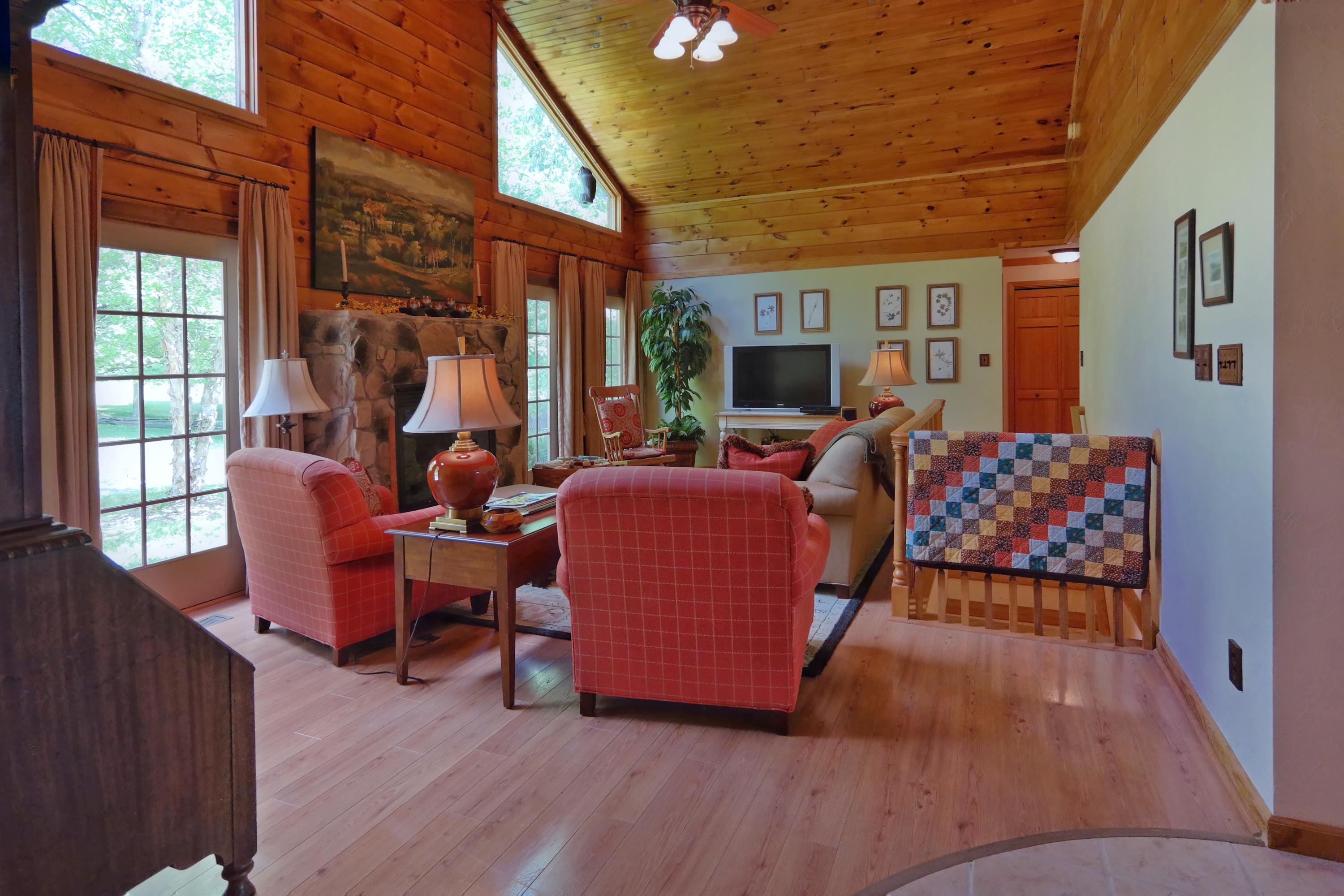450 Kyles Mill Road Buchanan, VA 24066 - Photo 11 of 49 Family Room