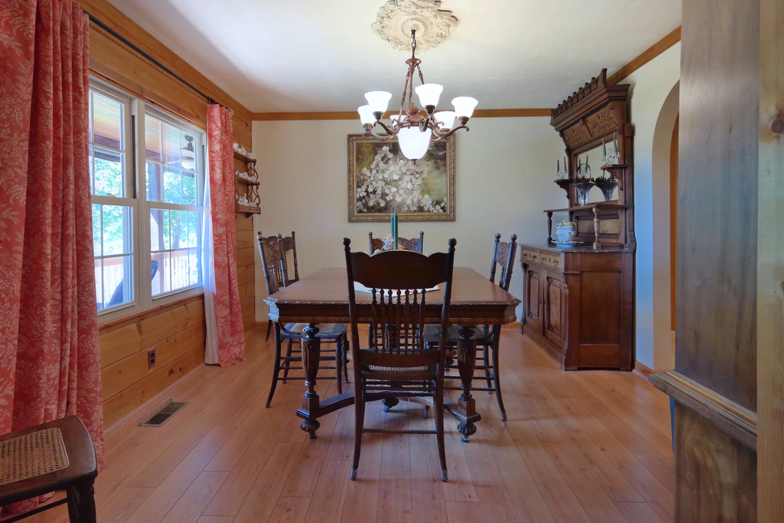 450 Kyles Mill Road Buchanan, VA 24066 - Photo 15 of 49 Dining Room