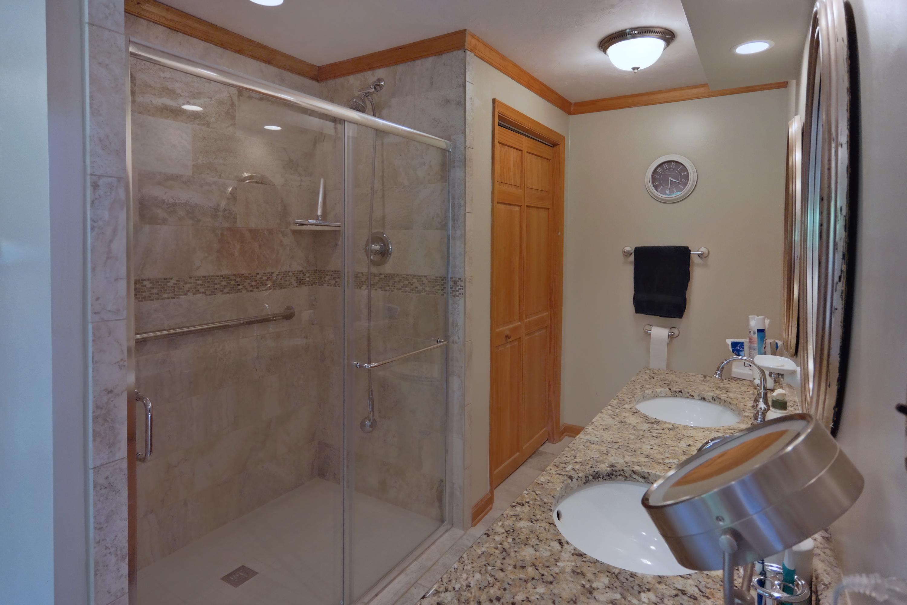450 Kyles Mill Road Buchanan, VA 24066 - Photo 25 of 49 Master Bath